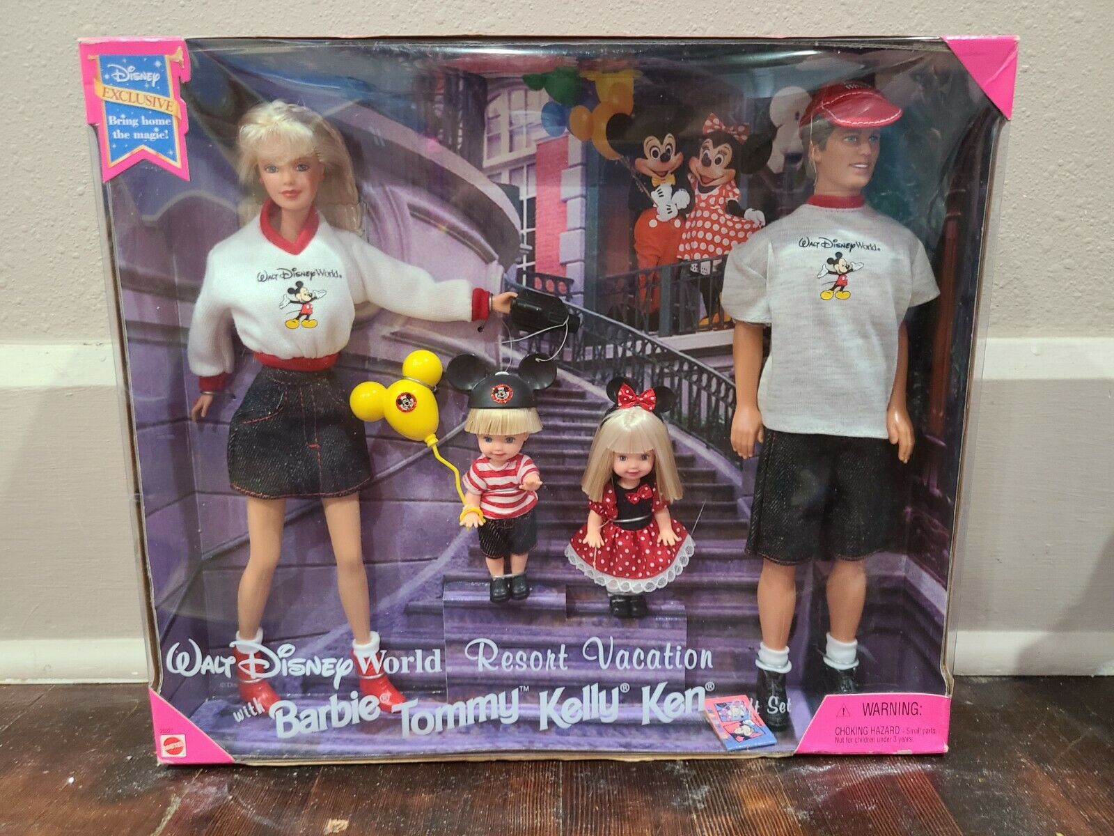Barbie Walt Disney World Resort Family Vacation Set With Kelly, Tommy And Ken