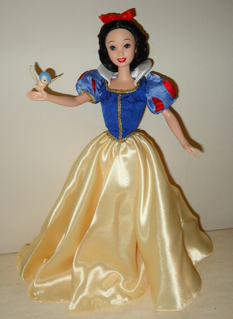Barbie Doll Disney Snow White 60th Anniversary The Signature Collection Nrfb
