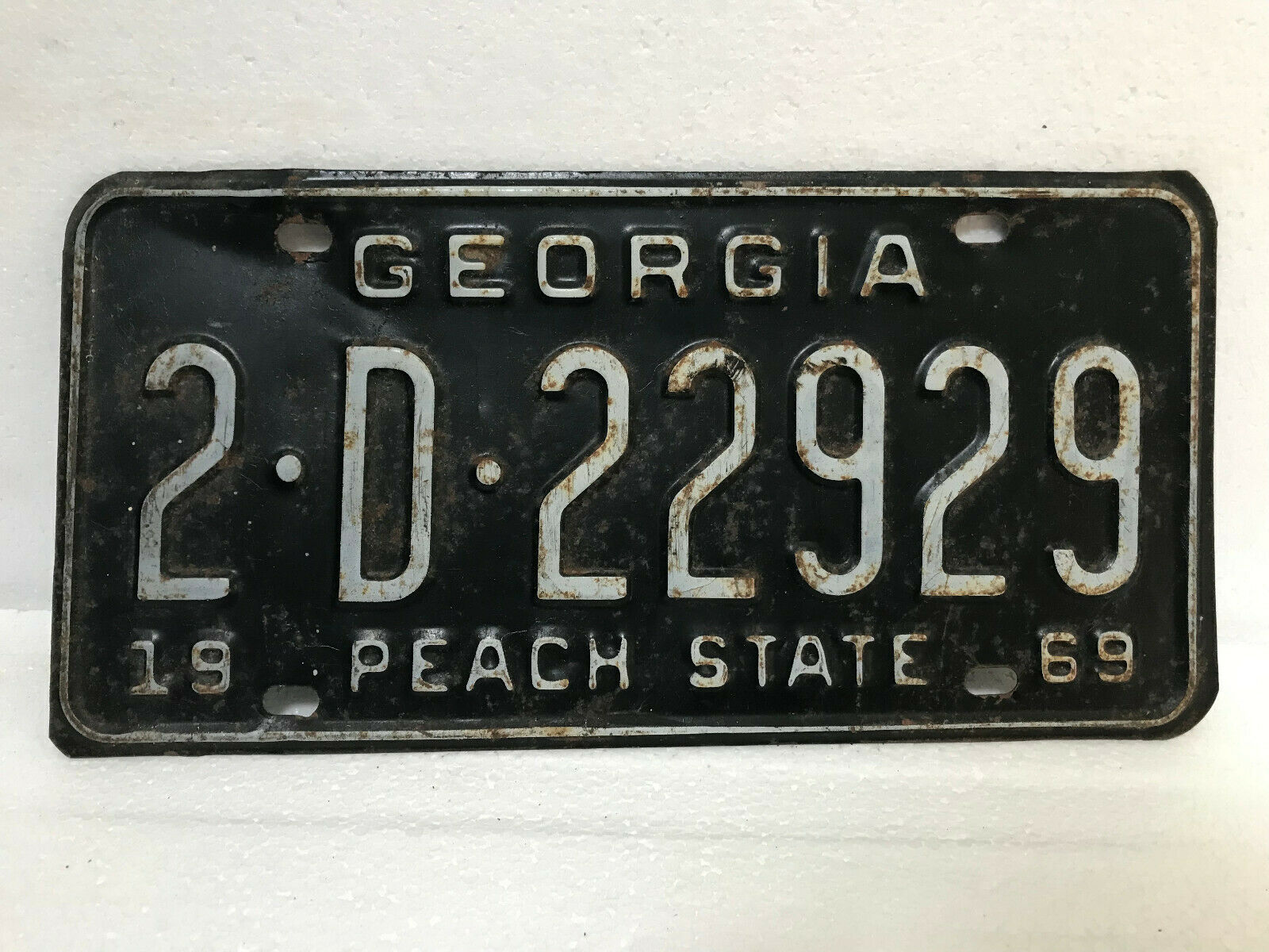 1969 Georgia License Plate - All Original 2-d-22929