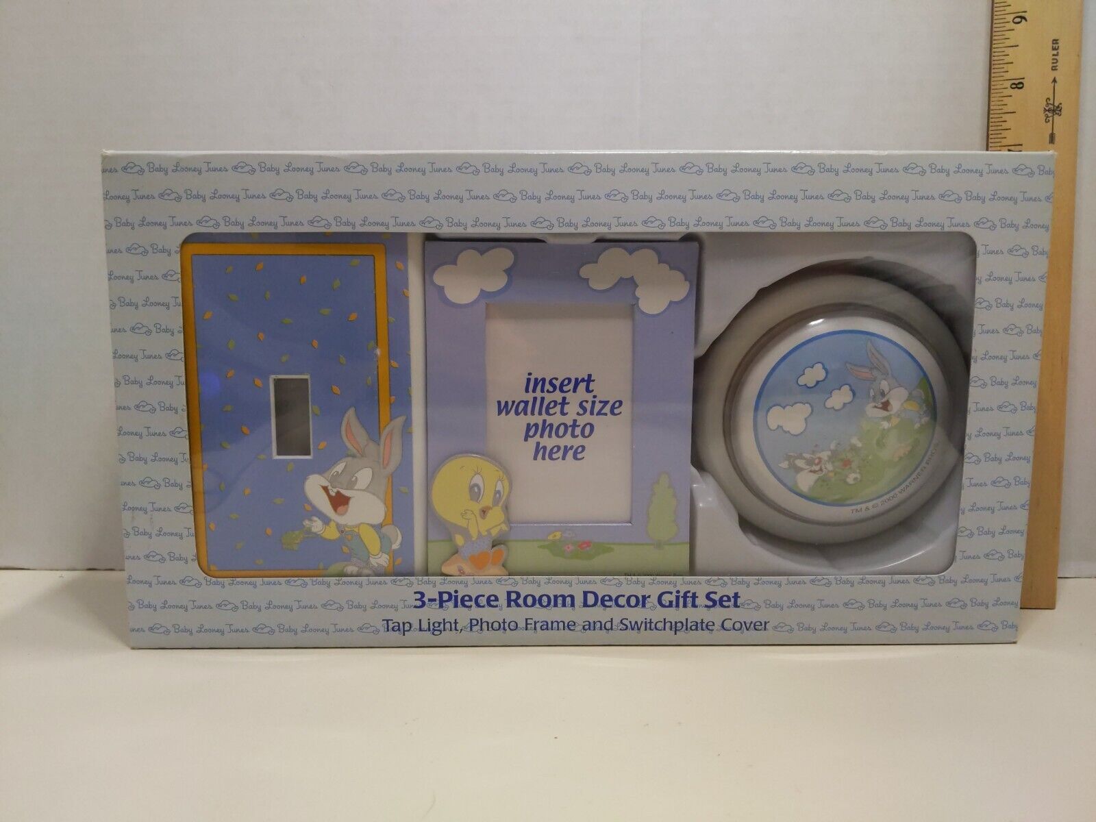 Baby Looney Tunes 3-piece Room Decor Gift Set Tap Light Photo Frame Switch Plate