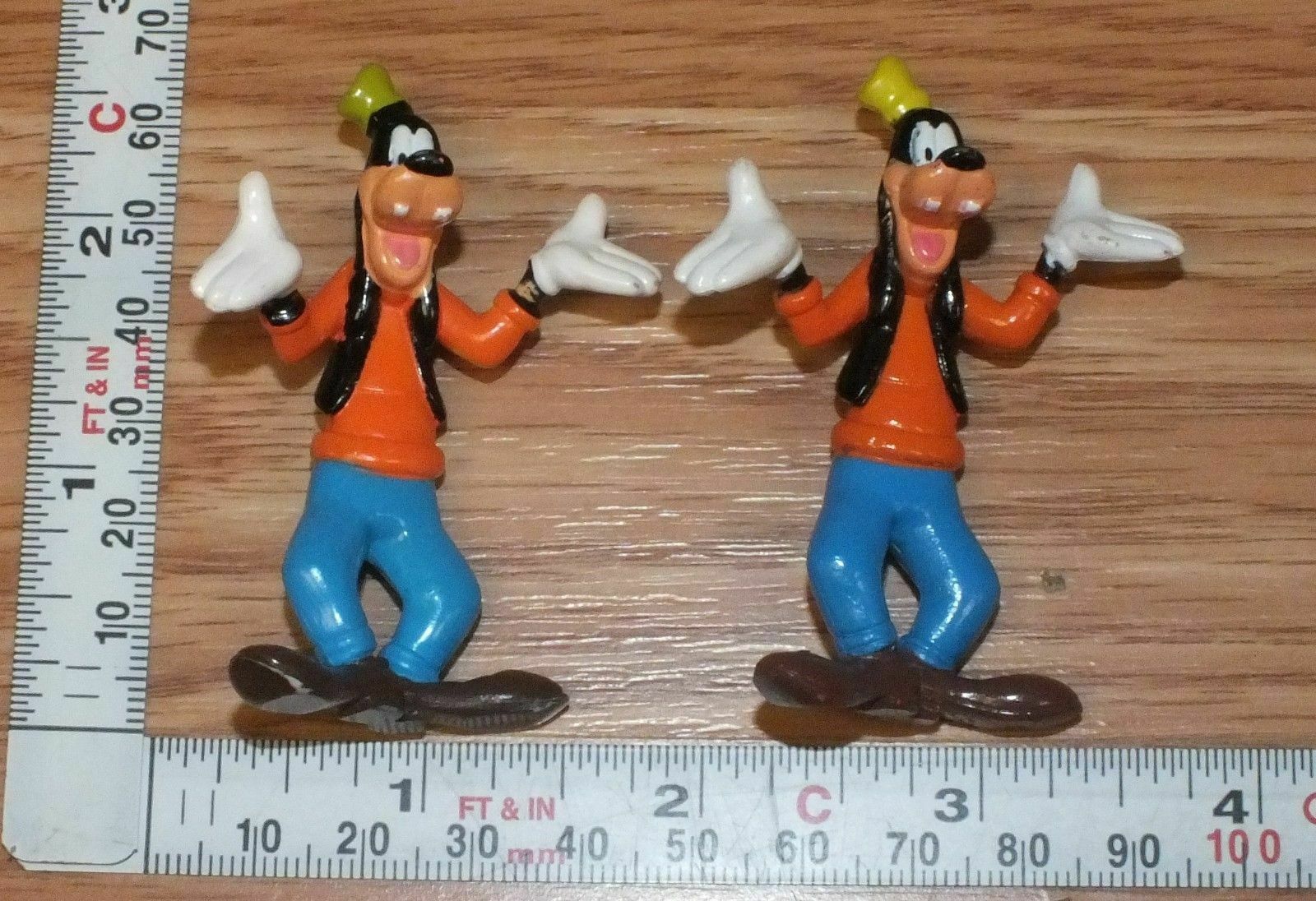 Genuine Disney Set Of 2 Goofy Character Pvc Figurine Cake Toppers *read*