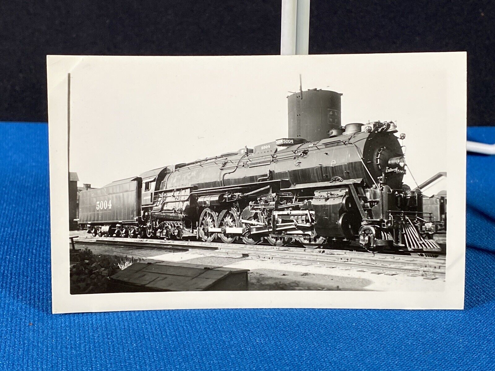 Santa Fe Railway Steam Locomotive 5004 Vintage Photo At&sf
