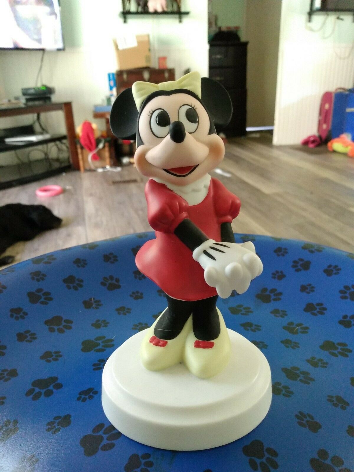 Ceramic Minnie Mouse In Red Dress Great Condition!