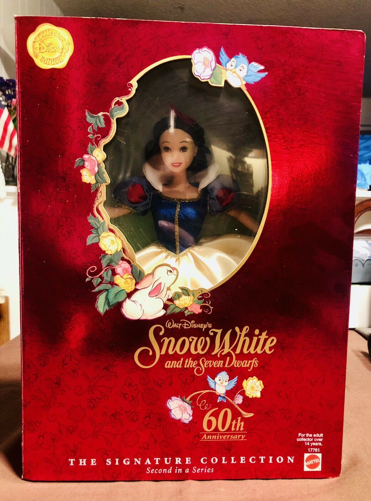 Disney 1997 Collector Edition - Snow White - 60th Anniversary Barbie Doll 17761